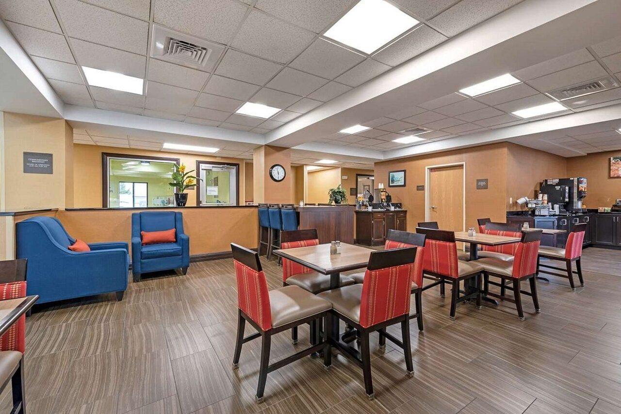 Comfort Inn East Indianapolis Exterior photo