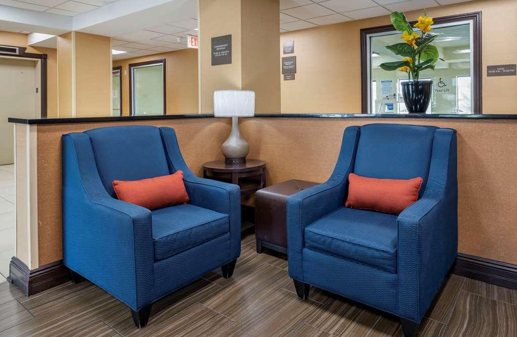 Comfort Inn East Indianapolis Interior photo