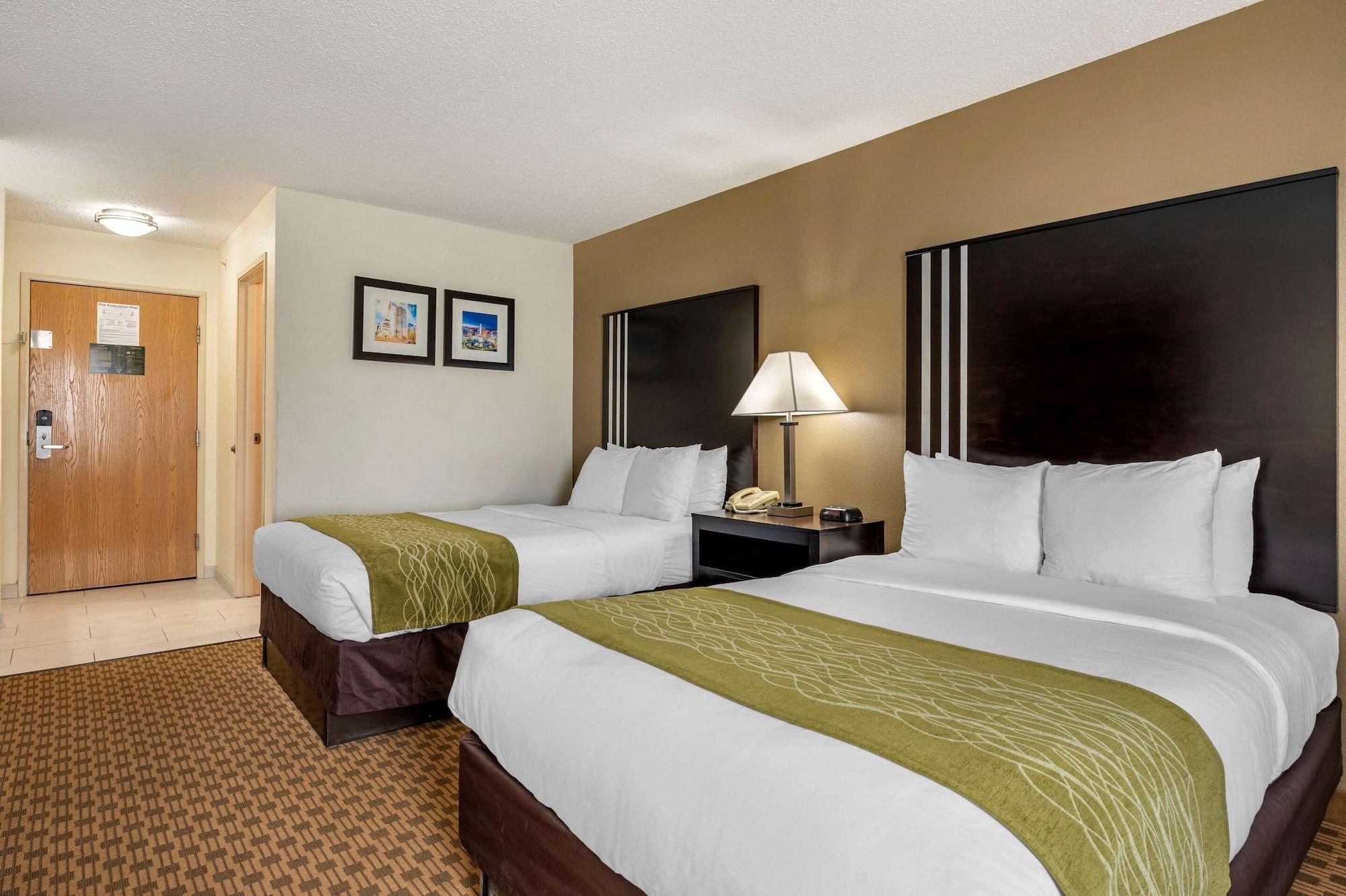 Comfort Inn East Indianapolis Exterior photo