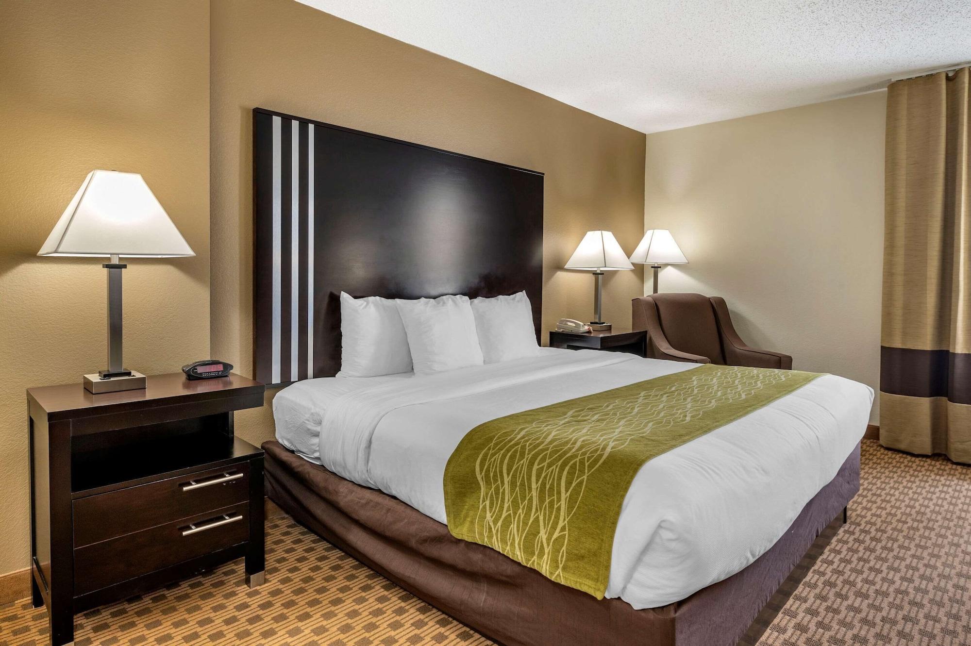 Comfort Inn East Indianapolis Exterior photo