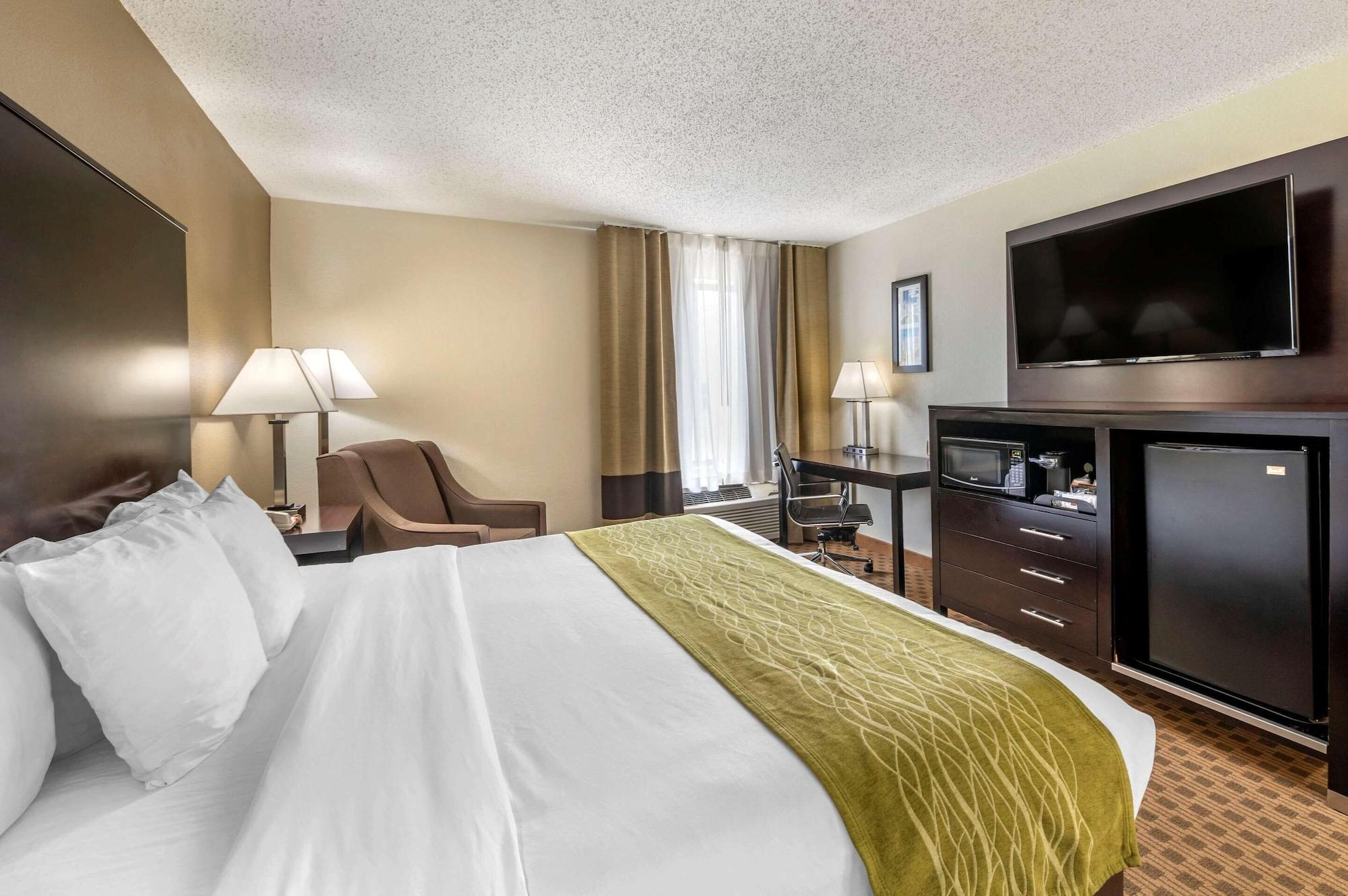 Comfort Inn East Indianapolis Exterior photo